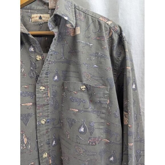 Northwest Territory Men's Large long sleeve fishing themed button down tackle H6 - Picture 2 of 6